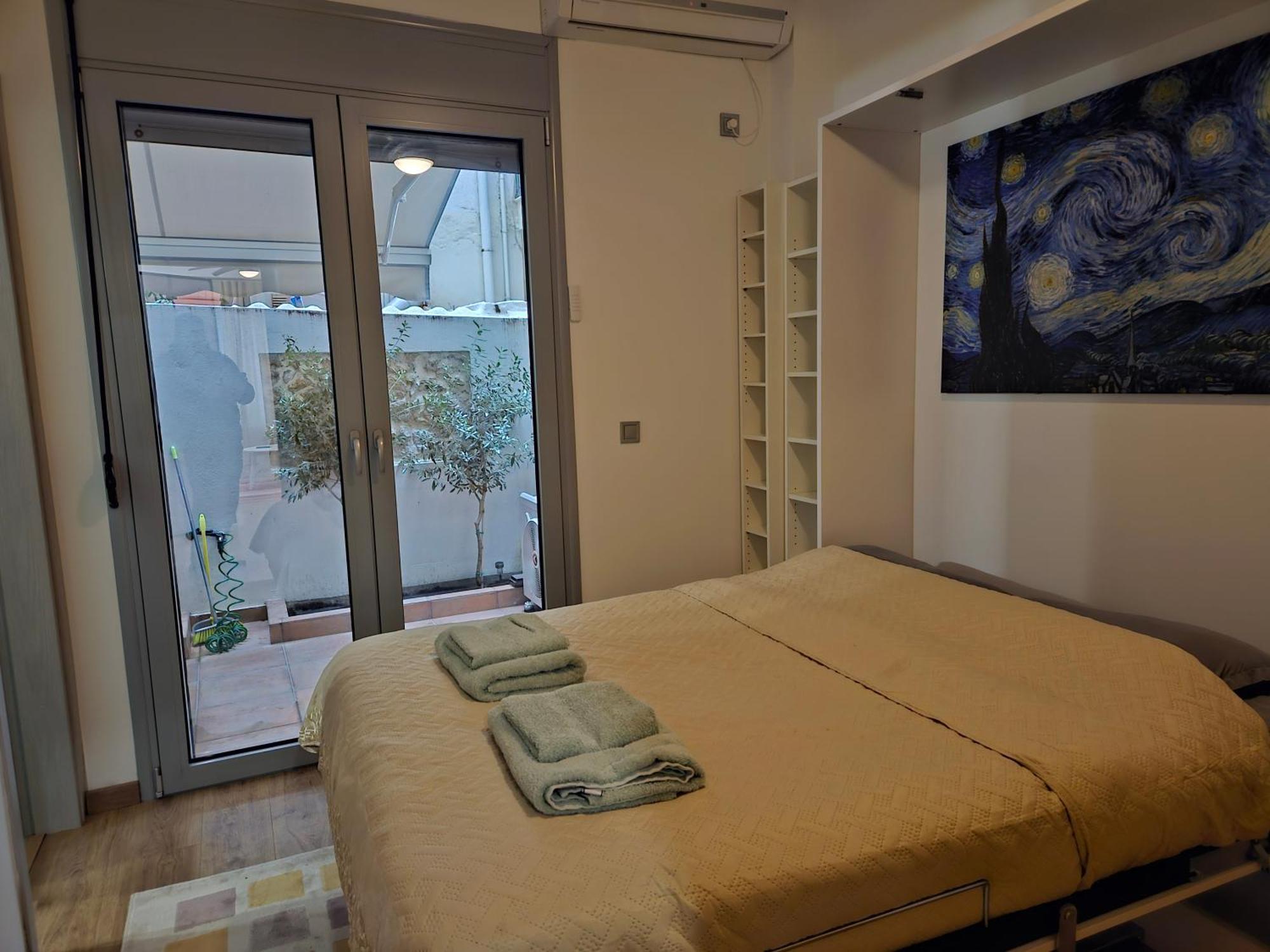 Academia Apartments By The Park Athena Bagian luar foto