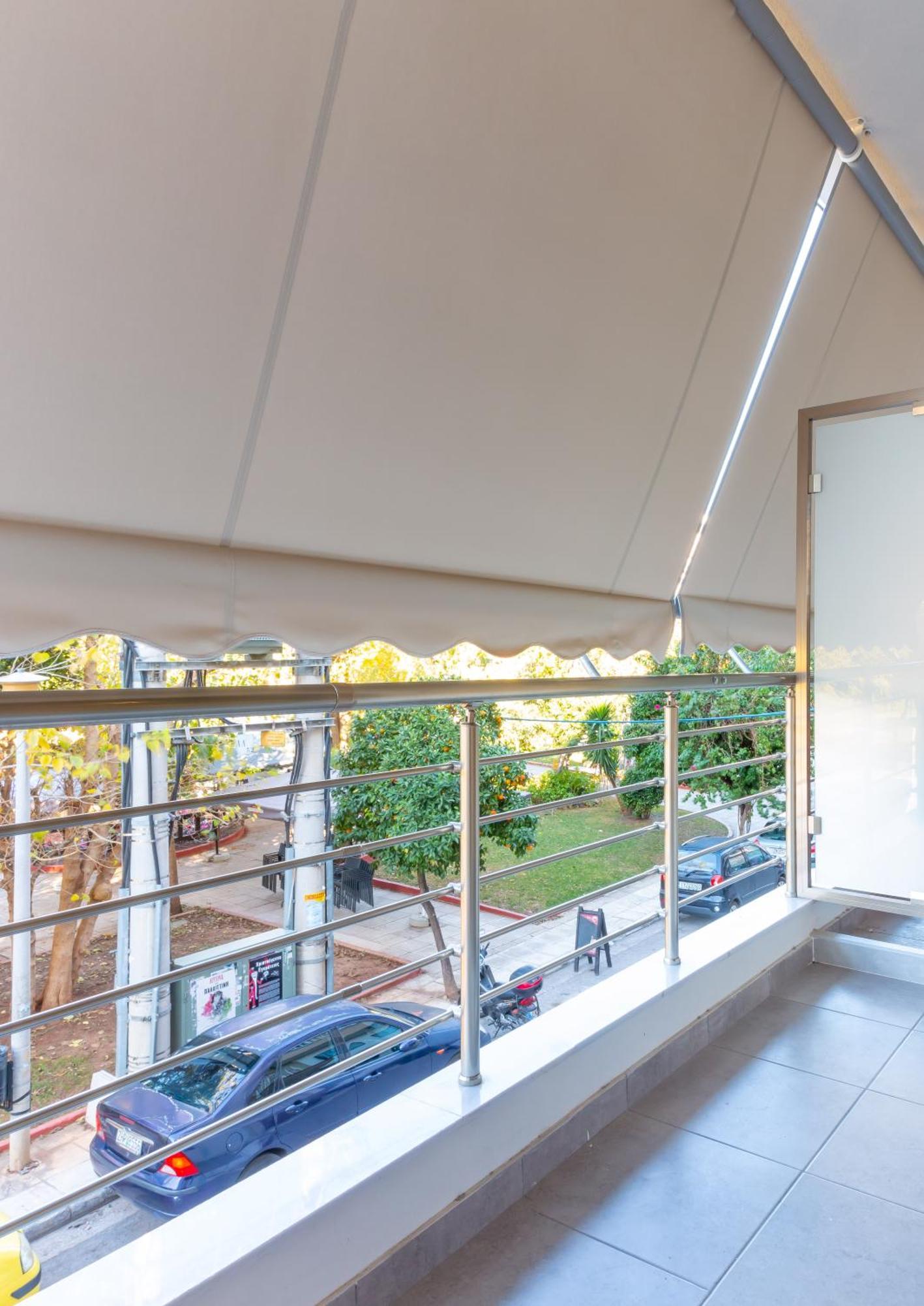 Academia Apartments By The Park Athena Bagian luar foto