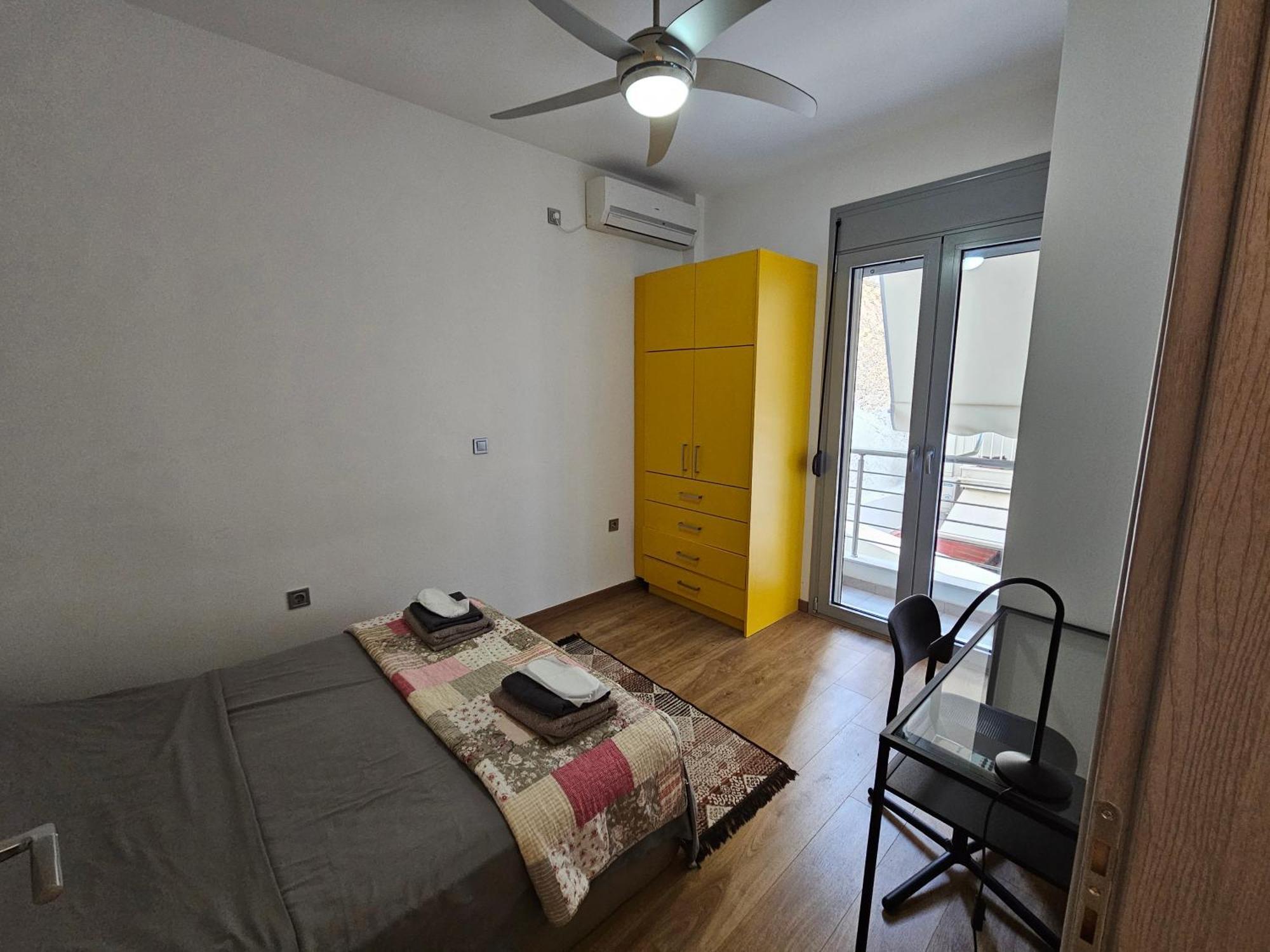 Academia Apartments By The Park Athena Bagian luar foto